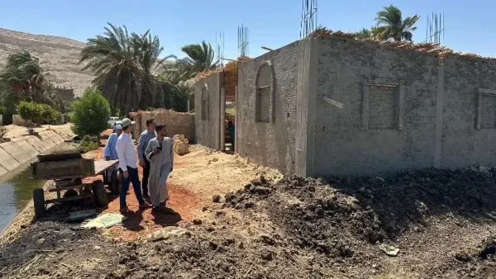 محافظ أسيوط: إزالة 21 حالة تعدٍ في 8 مراكز