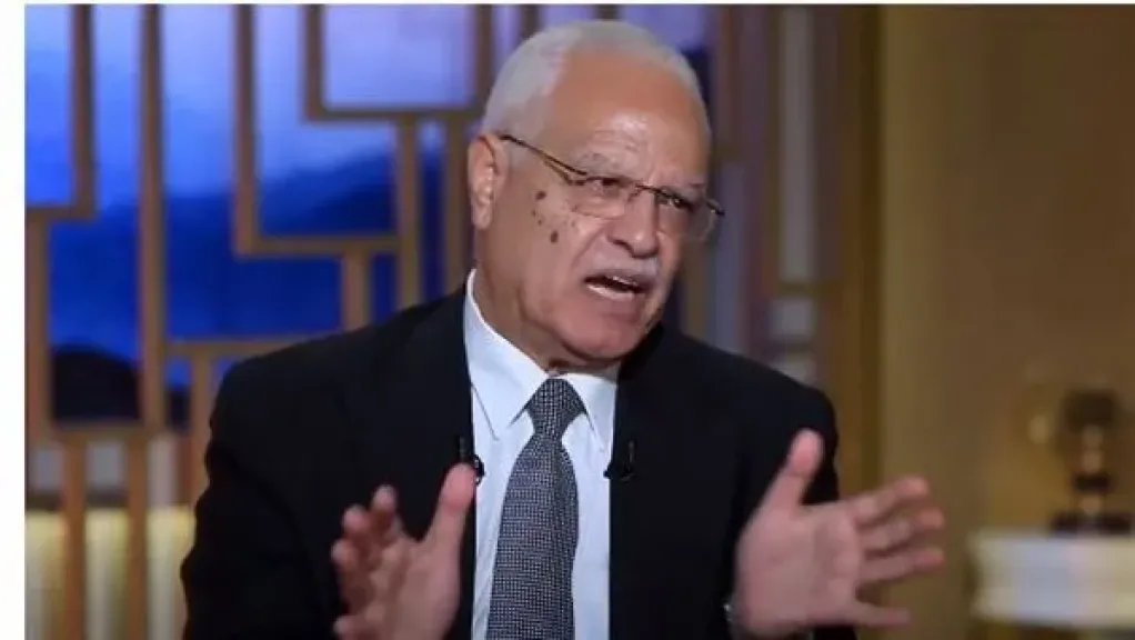 ”حتى صلاتهم الجمعة شلنا همها”.. وكيل المخابرات السابق يروي موقفا صعبا جمعه بالفصائل الفلسطينية