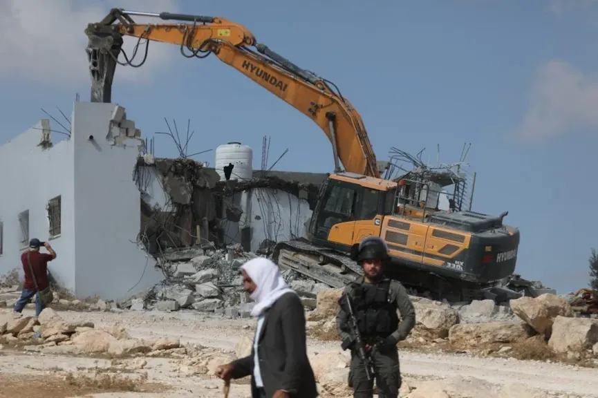 مصادر فلسطينية: إخطارات إسرائيلية بهدم منازل ومحال تجارية في شمال القدس