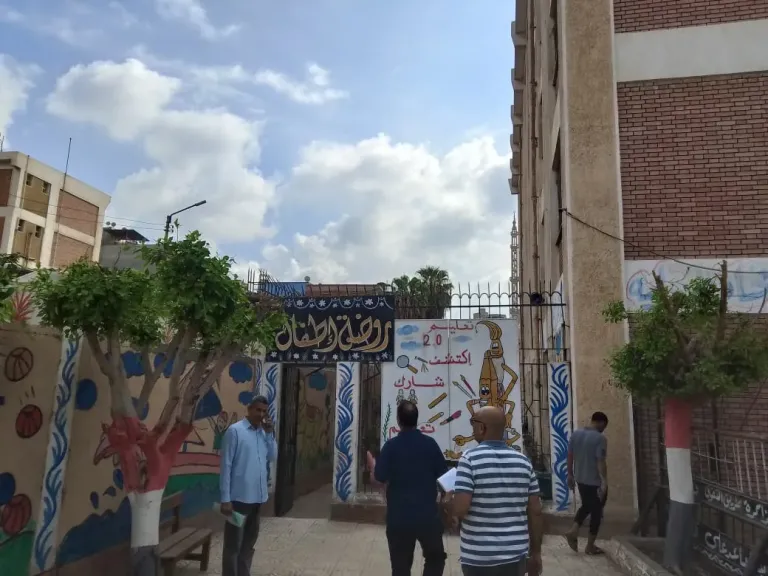 رفع كفاءة المدارس والتنسيق مع المحليات استعدادًا للعام الدراسي الجديد بالدقهلية