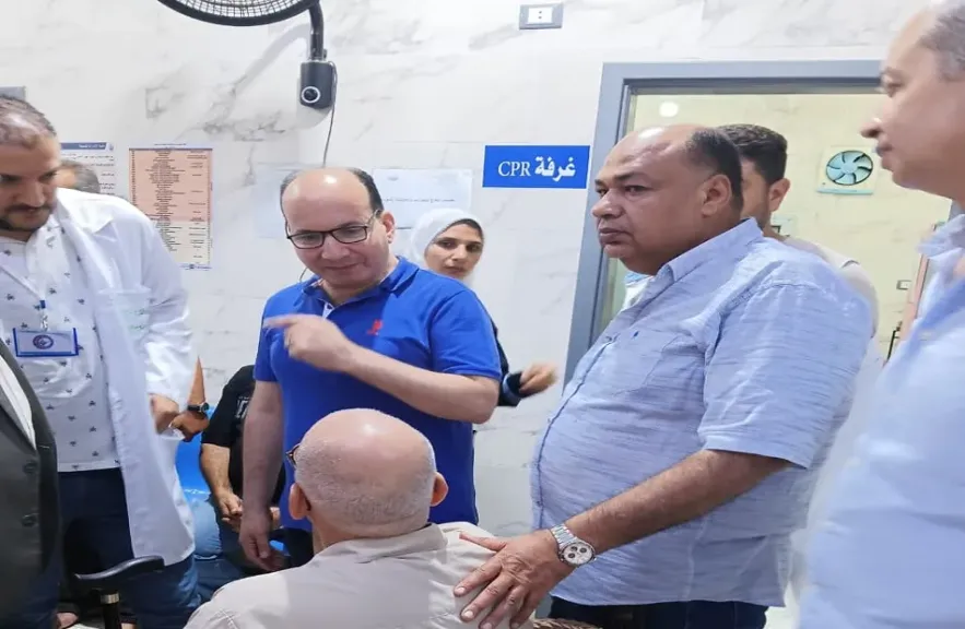 وكيل صحة الدقهلية يتفقد مستشفى الكردي ويشيد بدور المجتمع المدني