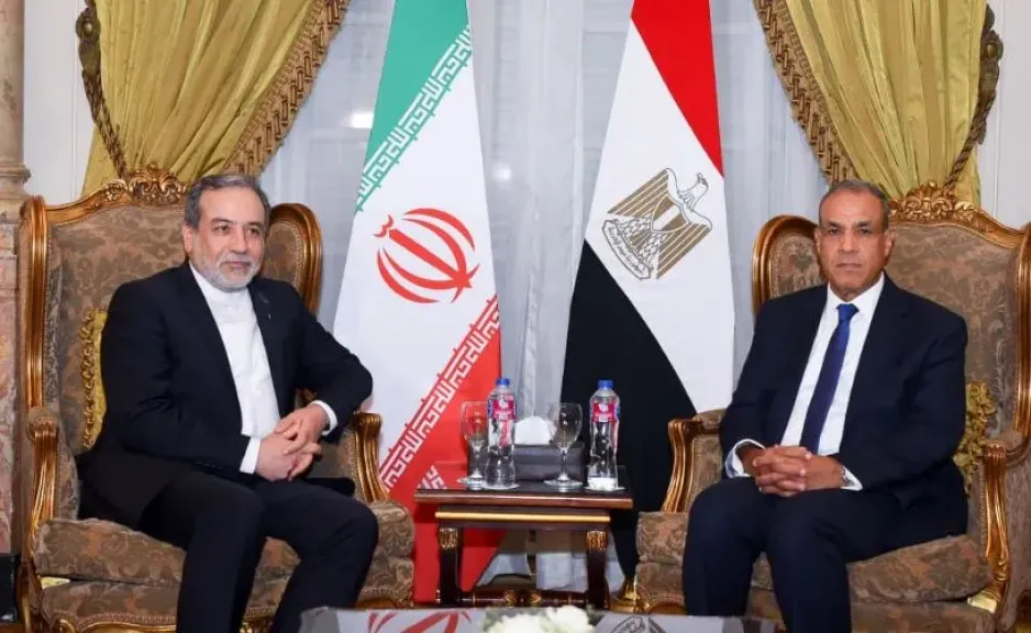 وزيرا خارجية مصر وإيران يبحثان تعزيز التعاون الاقتصادي والتجاري والسياحي بين البلدين