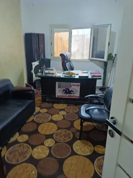 غلق وتشميع مركز للعلاج الطبيعي يديره طالب بالزقازيق
