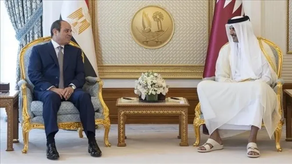 الرئيس السيسي يلتقي أمير قطر على هامش المشاركة في أعمال القمة العربية الإسلامية