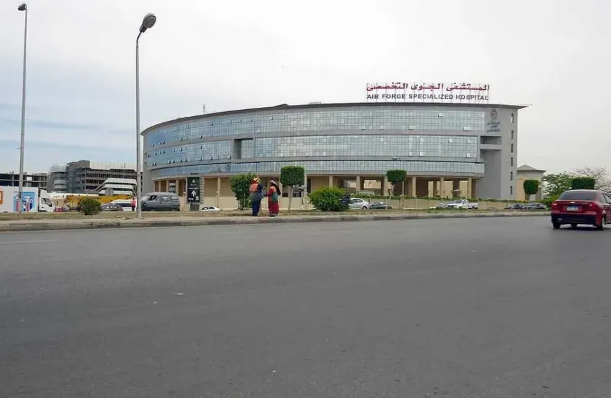 المستشفى الجوي يستضيف خبير أشعة تداخلية أمريكى