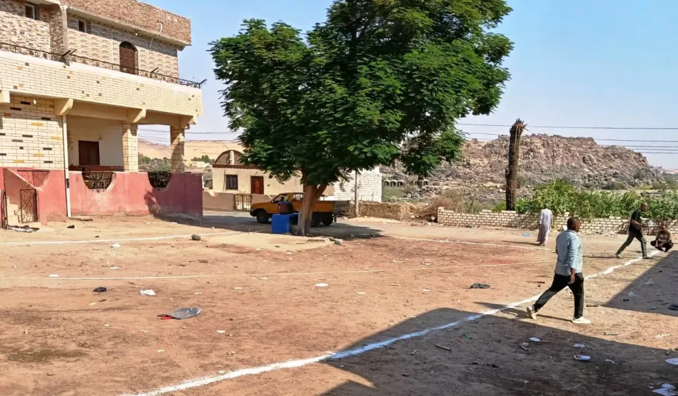 محافظ أسوان: إعادة إحياء مشروع الصرف الصحي المتوقف بمنطقة المسيتود
