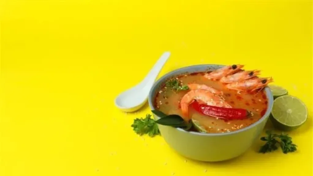 طريقة عمل شوربة قشر الجمبري الشهية