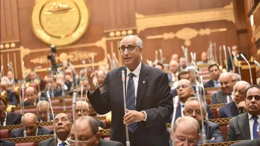 اتصالات الشيوخ: تخريج أول دفعة من جامعة مصر للمعلوماتية تتويج لجهود الدولة بالقطاع