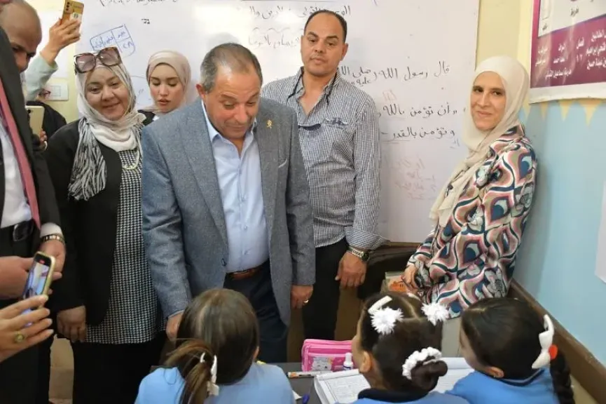 محافظ بورسعيد يشدد على الانضباط ومحاربة الدروس الخصوصية
