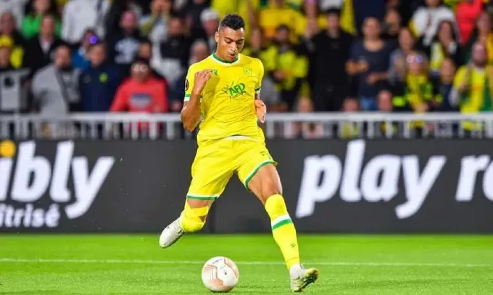 تحركات في نادي الزمالك لإعادة مصطفى محمد بالموسم الجديد