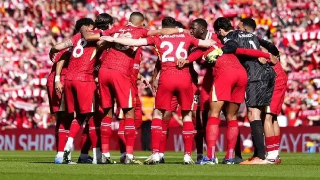 تعرف على تشكيل ليفربول لمواجهة ليدز بالدوري الإنجليزي