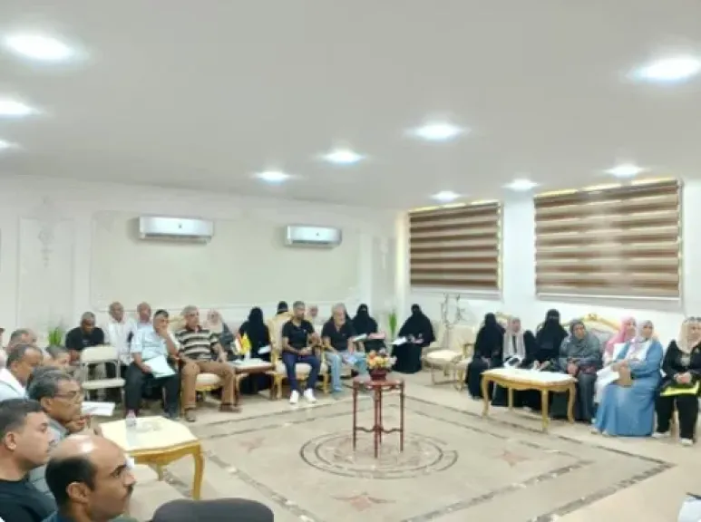 محافظ شمال سيناء يستعرض إنجازات إزالة حرم ميناء العريش وتعويضات المواطنين