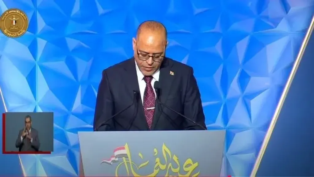 وزير العمل: التأمين على العامل يبدأ أول يوم تعيين لحمايته من المخاطر