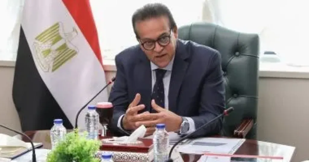 وزير الصحة يوافق على شغل أعضاء هيئة التمريض العالى المؤهلين تخصصيًا لوظائف إشرافية