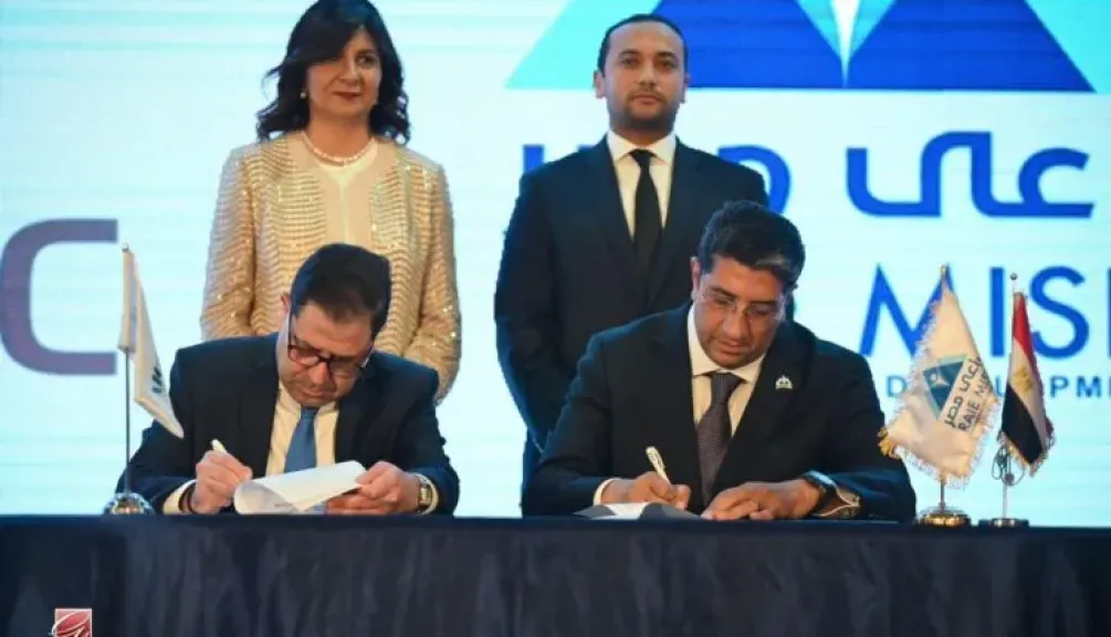 اتفاقية تعاون بين بنك ABC ومؤسسة راعي مصر للتنمية لتقديم الدعم الصحي للفئات الأولى بالرعاية