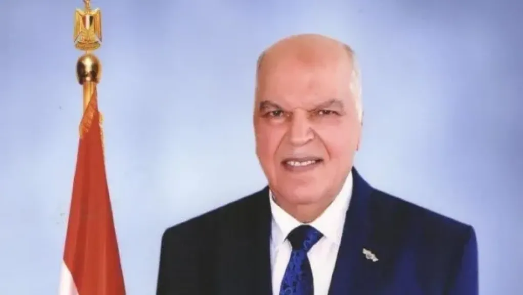 نقيب المعلمين يشيد بدور مصر والرئيس السيسي في إنهاء الحرب فى غزة