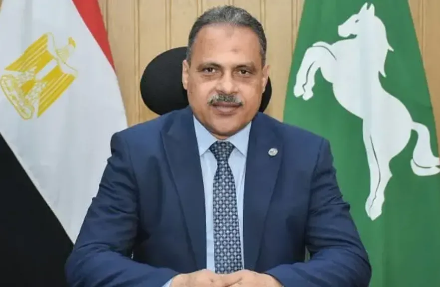 محافظ الشرقية ينفي عمل سائقين أجانب في منظومة النظافة ببلبيس