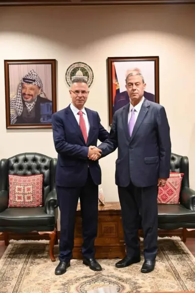 السفير دياب اللوح يستقبل الأمين العام المساعد لشئون فلسطين بالجامعة العربية