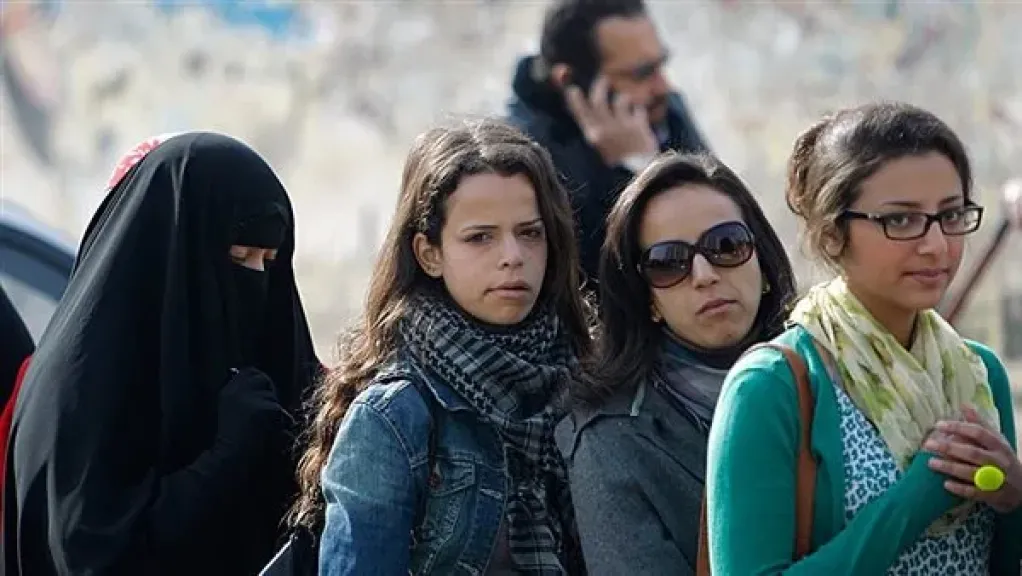 أستاذ طب نفسي يوجّه رسالة للشباب: «النية الصافية والطموح الصادق أول طريق التفوق»