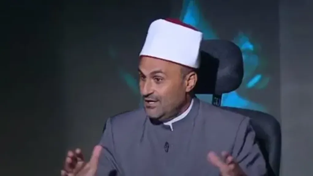 عالم أزهري: المطالبون بالمساواة بين الرجل والمرأة يخالفون الشرع وينفخون في النار