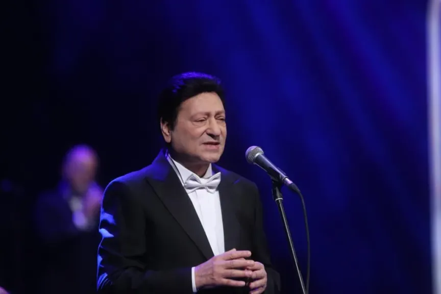 الثلاثاء.. محمد ‏الحلو وريهام عبدالحكيم على مسرح النافورة