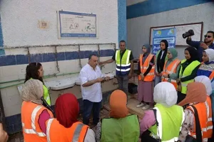 محافظ أسيوط: تدريب طالبات الصنايع على السباكة نقلة نوعية لتمكين الفتيات وتعزيز التعليم الفني