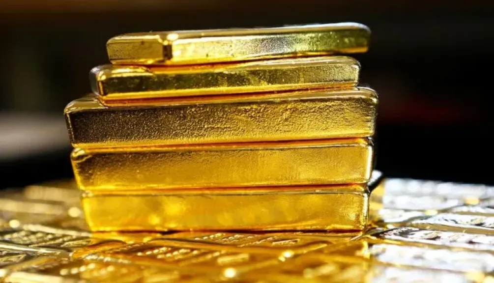 الذهب يرتفع بعد تراجع حاد ترقبًا لبيانات التضخم الأمريكية