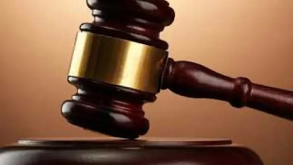 تجديد حبس فتاتين استقلتا «توك توك» بملابس خادشة للحياء