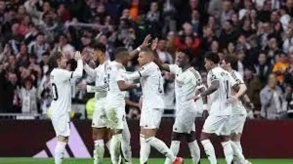 مدرب ريال مدريد: مبابي جاهز وكارفخال مطالب بوضع الفريق أولًا