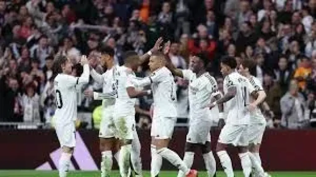 ريال مدريد يكشق حقيقة ضم اللاعب إنزو فرنانديز