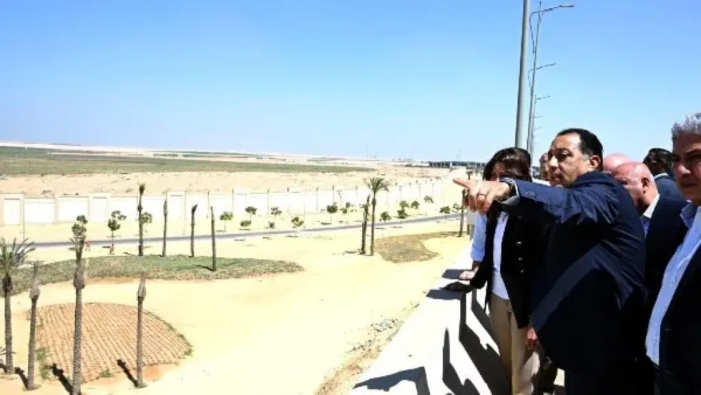رئيس الوزراء يكشف رؤيته عن المتحف المصري الكبير في مقال صحفي