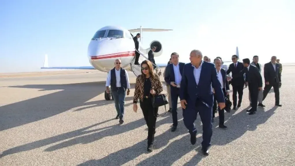 لافتتاح المعرض الزراعي الثاني.. محافظ الوادي الجديد يستقبل وزيري التنمية المحلية والزراعة لافتتاح المعرض الزراعي الثاني.. محافظ الوادي الجديد يستقبل وزيري التنمية المحلية والزراعة