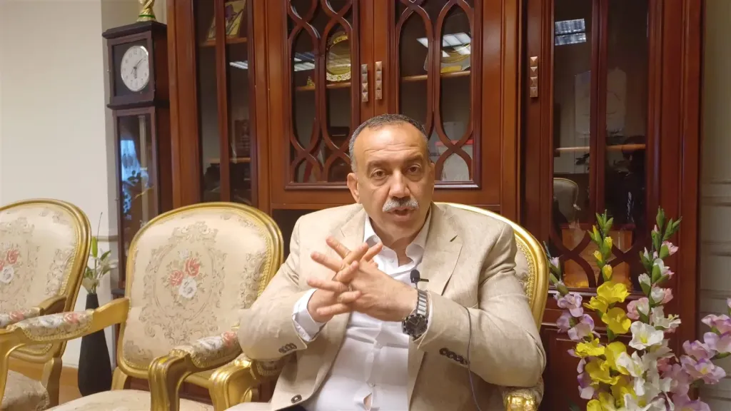 محافظ أسيوط: شاشات بالميادين لتمكين المواطنين من متابعة افتتاح المتحف الكبير محافظ أسيوط: شاشات بالميادين لتمكين المواطنين من متابعة افتتاح المتحف الكبير