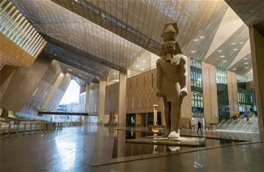 المتحف المصري الكبير محط أنظار العالم.. إكسترا نيوز ترصد الاستعدادات لافتتاح الصرح... المتحف المصري الكبير محط أنظار العالم.. إكسترا نيوز ترصد الاستعدادات لافتتاح الصرح الثقافي العملاق