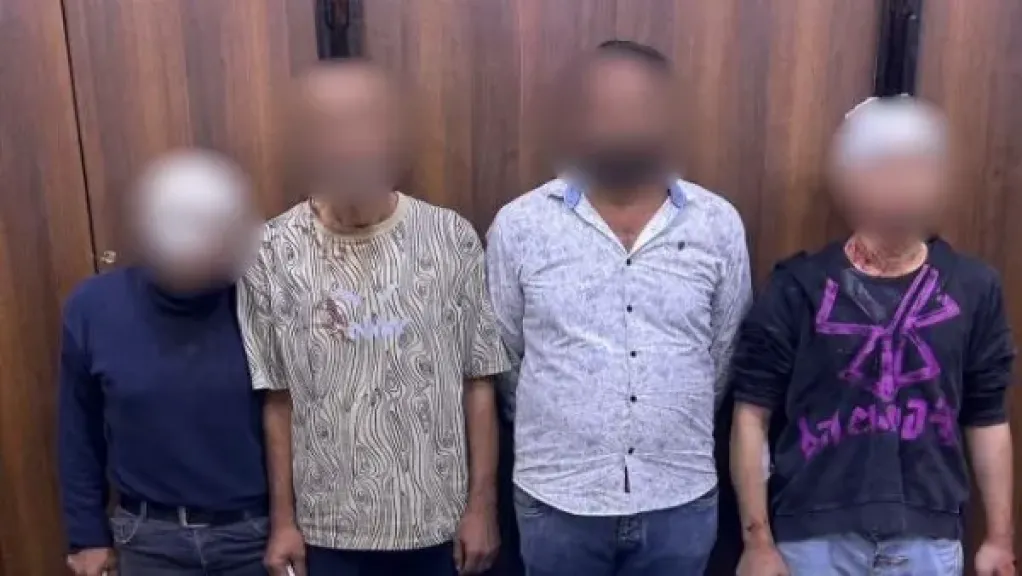 مشاجرة بسبب أولوية المرور .. القبض على 4 سائقين بالقاهرة مشاجرة بسبب أولوية المرور .. القبض على 4 سائقين بالقاهرة
