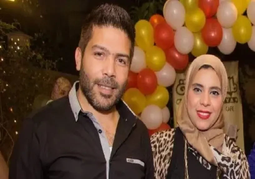 عاد إليها بعد إصابتها بالسرطان.. الفنان ياسر فرج يروي تفاصيل ابتعاده 5... عاد إليها بعد إصابتها بالسرطان.. الفنان ياسر فرج يروي تفاصيل ابتعاده 5 سنوات لرعاية زوجته الراحلة