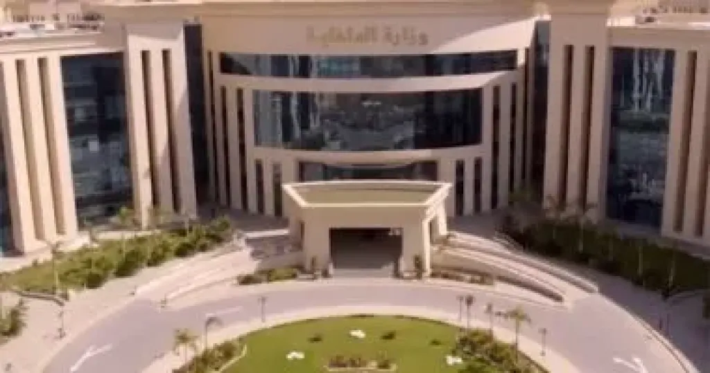 ضبط 434 متهما في قضايا مخدرات و137 قطعة سلاح خلال 24 ساعة ضبط 434 متهما في قضايا مخدرات و137 قطعة سلاح خلال 24 ساعة