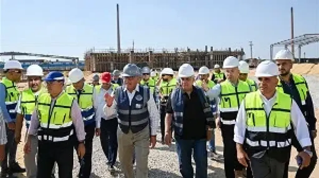 رئيس العربية للتصنيع يتفقد أعمال إنشاء مصنع تدوير المخلفات الصلبة بمدينة بلقاس رئيس العربية للتصنيع يتفقد أعمال إنشاء مصنع تدوير المخلفات الصلبة بمدينة بلقاس