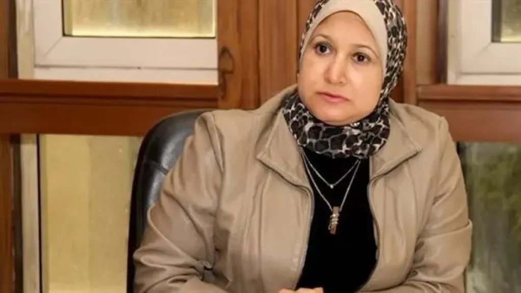 تخاطر بحياة المرضى.. نقيب التمريض تحذر من الأكاديميات غير المرخصة تخاطر بحياة المرضى.. نقيب التمريض تحذر من الأكاديميات غير المرخصة