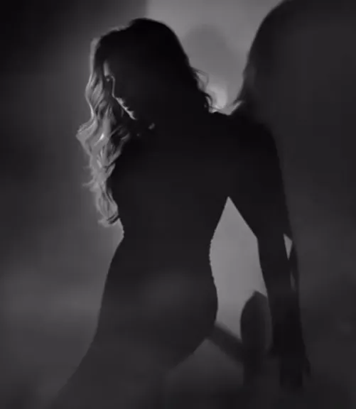 أنغام تشوّق جمهورها بطرح برومو أغنيتها الجديدة: قريبا