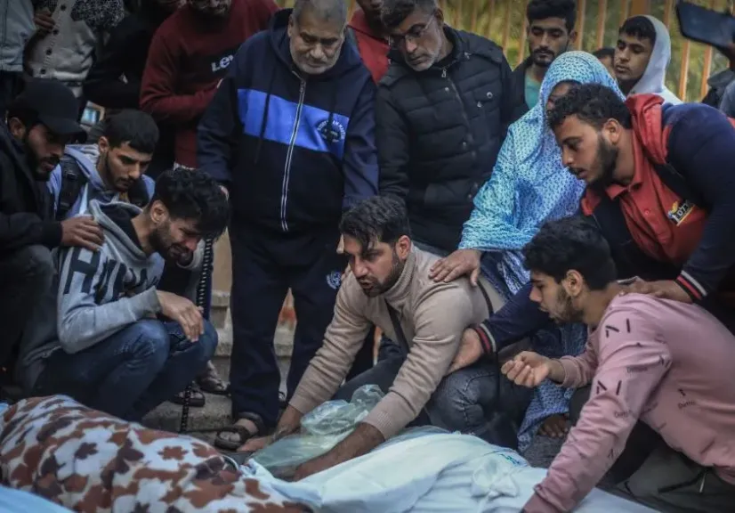 59 شهيدا بينهم 22 طفلا في غارات إسرائيلية على منازل وخيام النازحين... 59 شهيدا بينهم 22 طفلا في غارات إسرائيلية على منازل وخيام النازحين بغزة