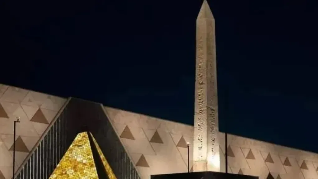 حارس جديد للتاريخ.. العالم يتأهب لحفل افتتاح المتحف المصري الكبير حارس جديد للتاريخ.. العالم يتأهب لحفل افتتاح المتحف المصري الكبير