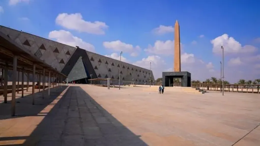 يوسف القعيد: المتحف المصري الكبير هرم رابع ينضم لأهرامات مصر يوسف القعيد: المتحف المصري الكبير هرم رابع ينضم لأهرامات مصر