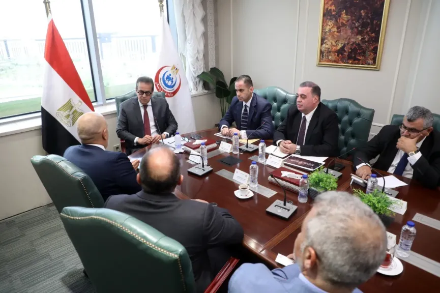 وزير الصحة يبحث مع «اتصالات مصر» تطوير المنظومة الصحية الرقمية