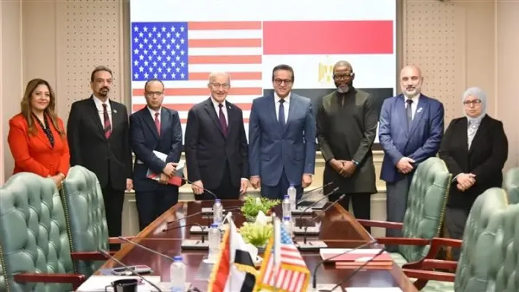 زيارة وفد من ولاية نبراسكا الأمريكية إلي مصر