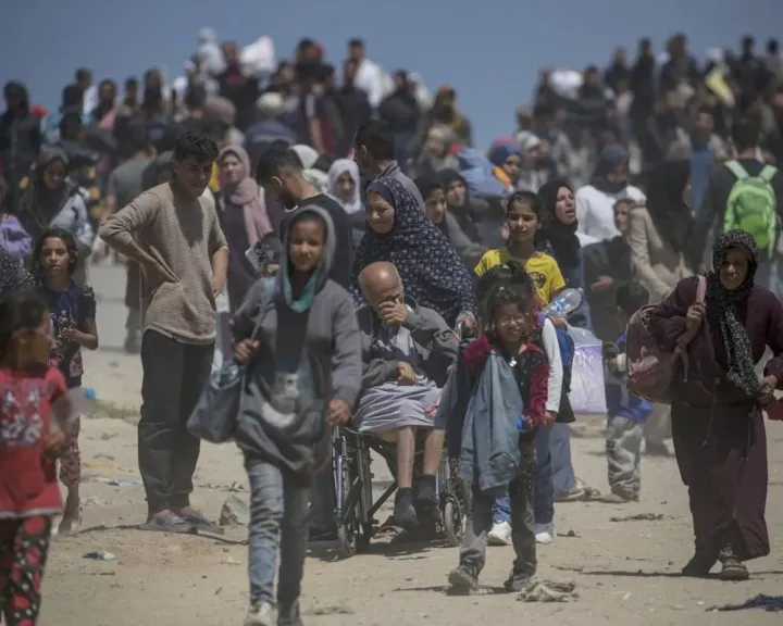 الدفاع المدني بغزة: حاجة ماسة لتوفير معدات ثقيلة لانتشال الشهداء من تحت الأنقاض