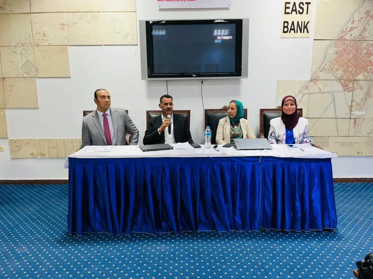 جامعة الأقصر تشارك بحلقة نقاشية حول القضايا البيئية