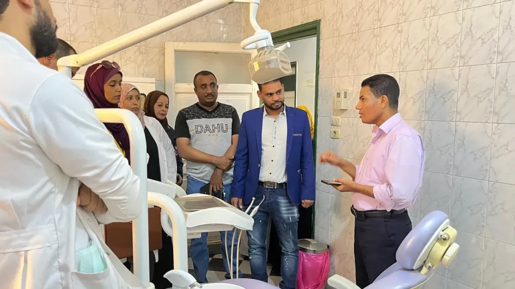 ”وكيل صحة” يتابع أعمال وحدة سالم مكى ومطار الأقصر الدولي