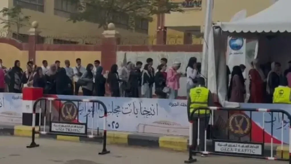 إقبال كثيف بلجان الشيخ زايد في الساعات الأولى لانتخابات مجلس النواب