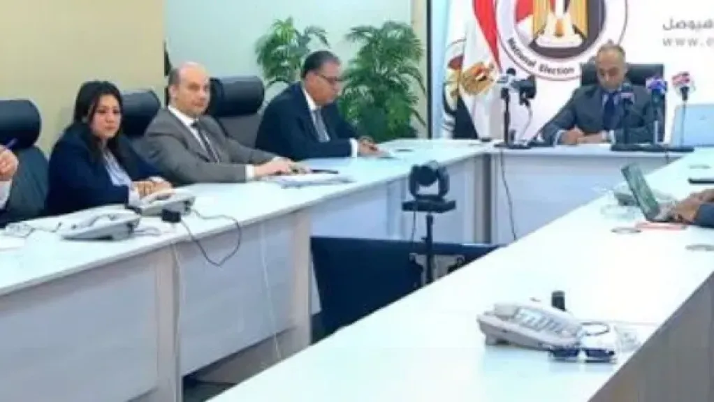 رئيس غرفة عمليات الوطنية للانتخابات: لن يتم إغلاق اللجان باليوم الثانى إلا بعد انتهاء الناخبين من الإدلاء بأصواتهم